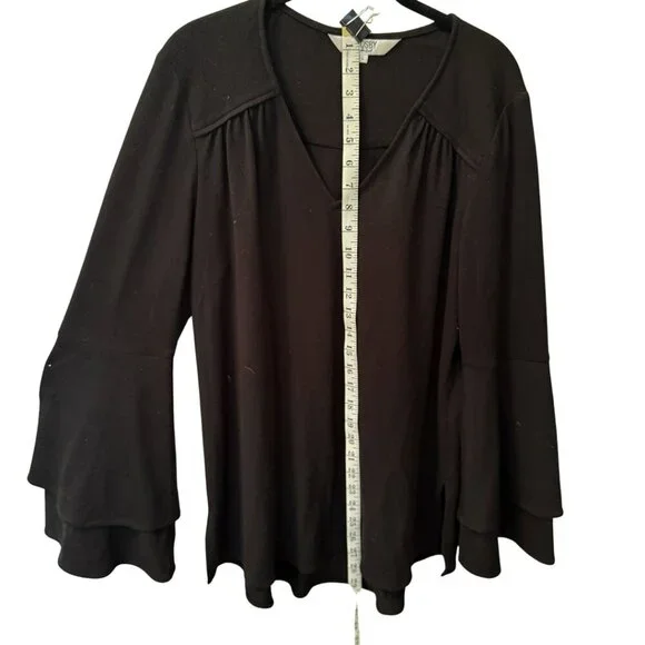 Crosby by Mollie Burch, Black, VNeck, Bell Sleeve Sweater, L - Picture 4 of 5